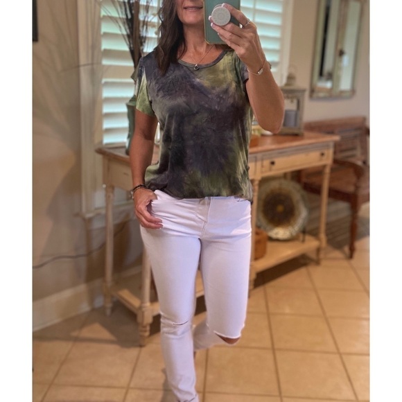 Tie Dye Flutter Ruffle Short Sleeve Green 3020 - Picture 3 of 10